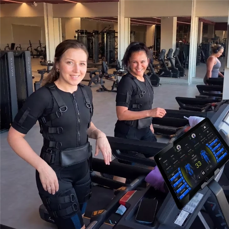 BODYTECH EMS Träningsdräkt Professionell elektrostimulering Träningssystem för gymstudio